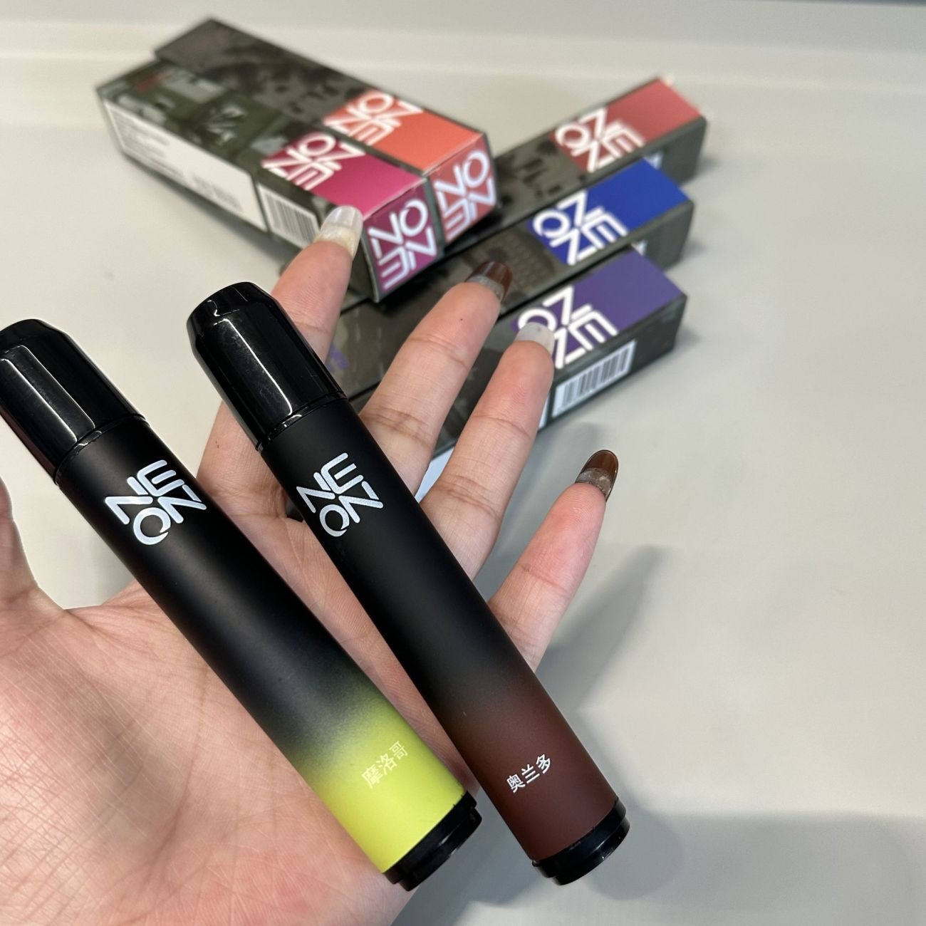 سجائر إلكترونية بنكهة الفواكه